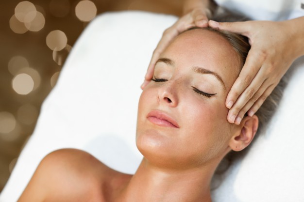 Princípios para a massagem no rosto